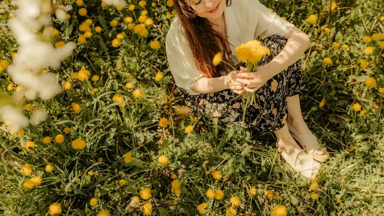 YSL蜜桃色成人九色四打造你的完美妆容